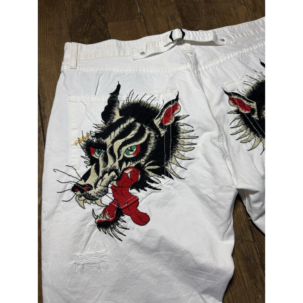 Ed Hardy RARE Wolf Embroidered White Jeans Y2K Mens Pants Size 40 X 34 EUC - Picture 4 of 11